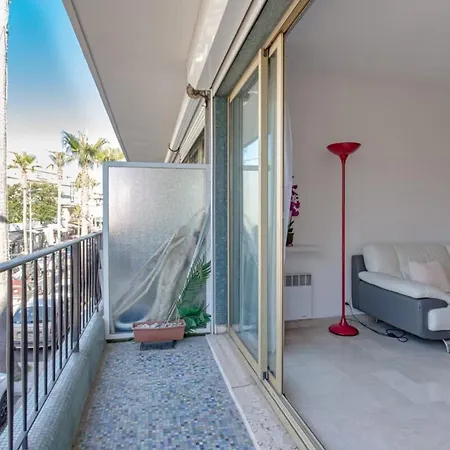 Appartement Helios Furnished Flat Antibes