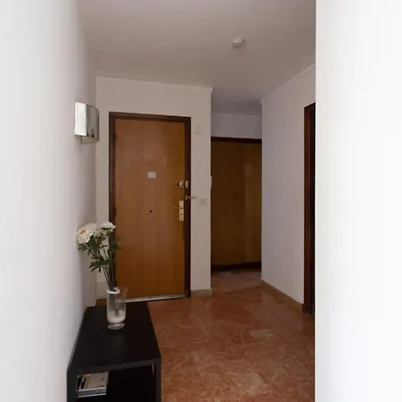 Helios Furnished Flat * Antibes